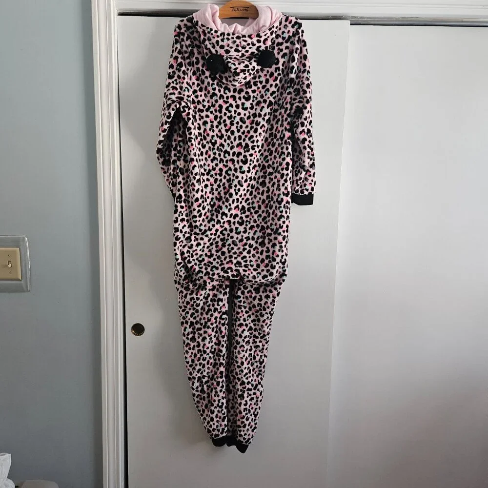 Children's Place Adult Pink Leopard Fleece One Piece Medium Pajamas